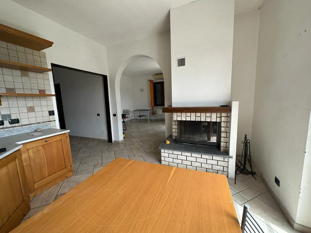 Immagine per casa semindipendente in vendita a Luni via Morucciola