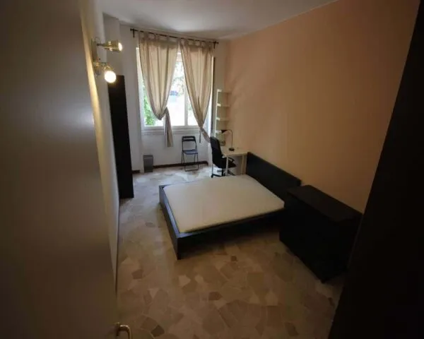 Stanza Milano
