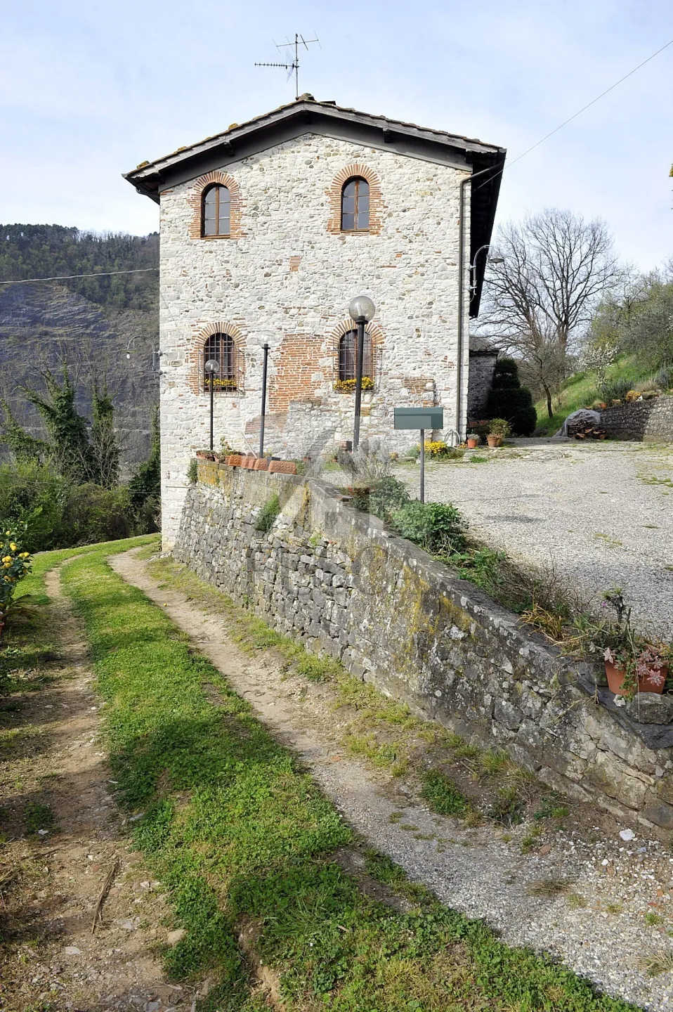 Immagine per Rustico in vendita a Lucca via Tramonte