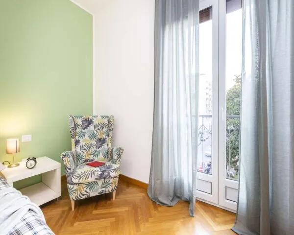 Stanza Milano
