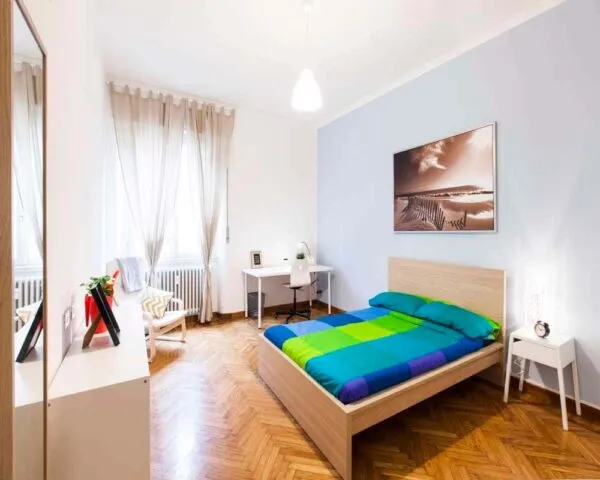 Stanza Milano