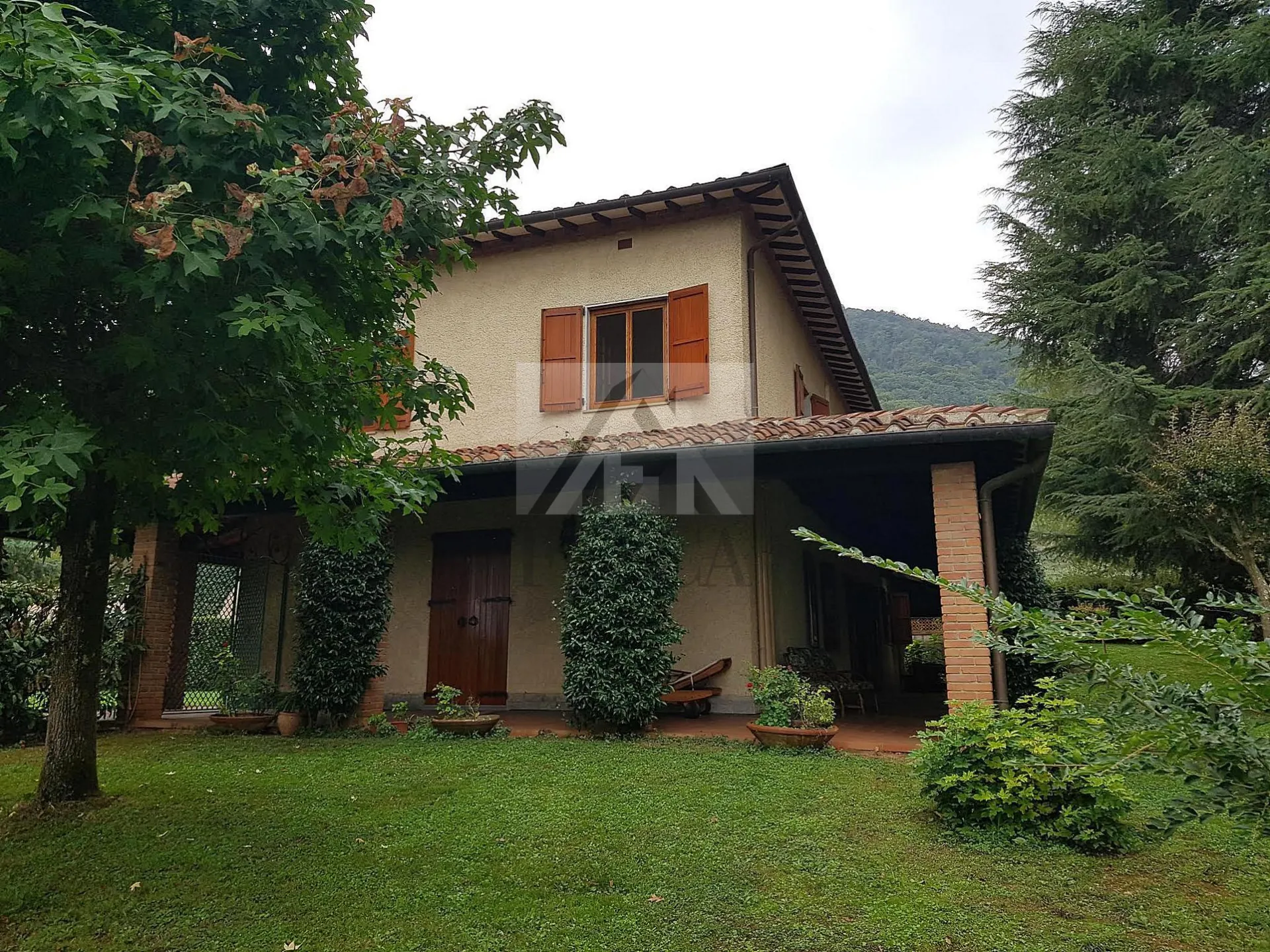 Immagine per Villa in vendita a Lucca via Santeschi