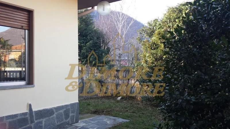 Immagine per Capannone in affitto a Gravellona Toce via Nuova 118