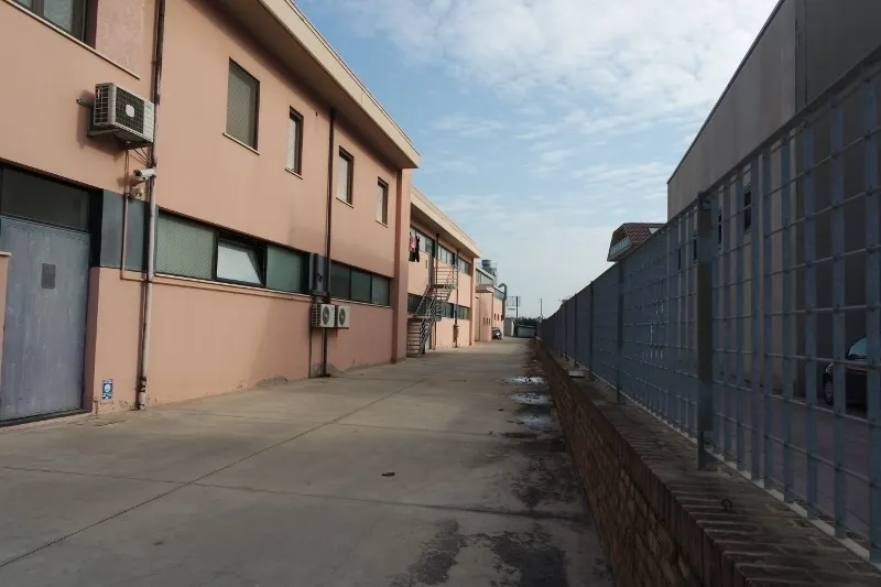 Immagine per Industriale in affitto a San Benedetto del Tronto via Statale 16