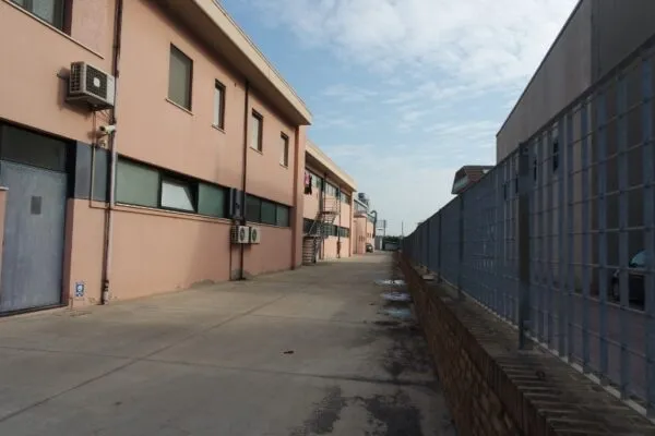 Capannone via Statale 16, San Benedetto Del Tronto