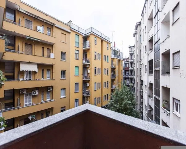 Stanza Milano