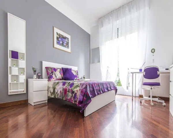 Stanza Milano