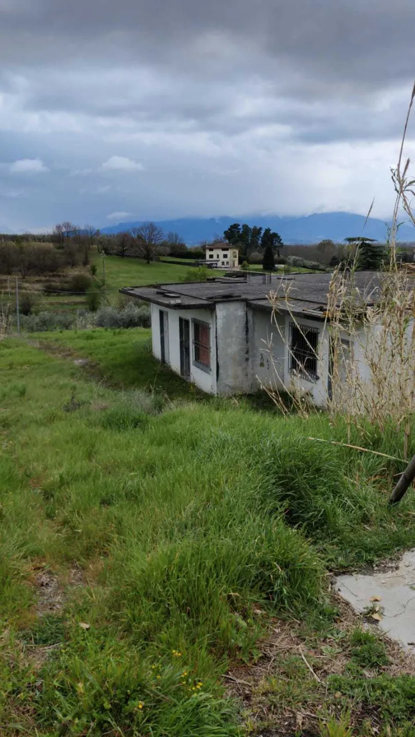 Immagine per Rustico in vendita a Lucca via Vicinale Dello Stecchino