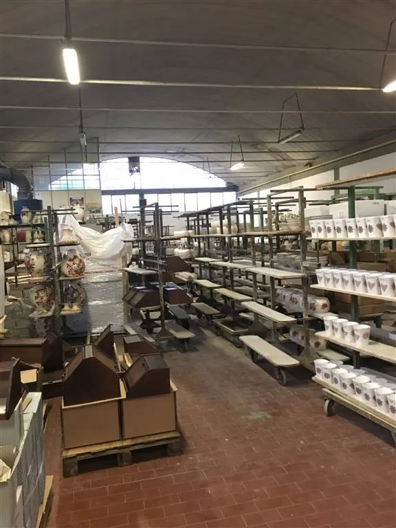 Immagine per Commerciale in affitto a Lucca via Pesciatina