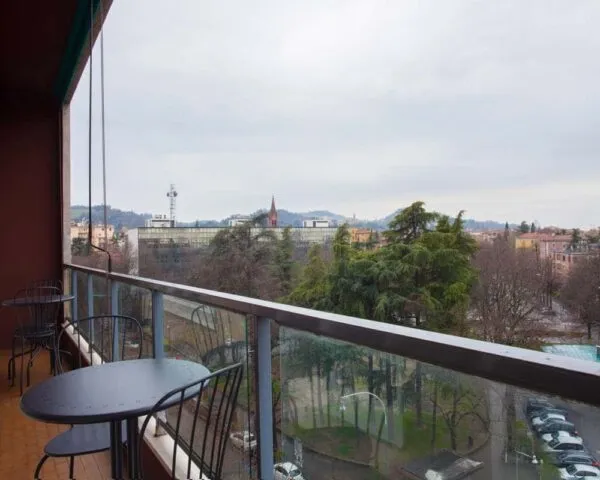 Stanza Bologna