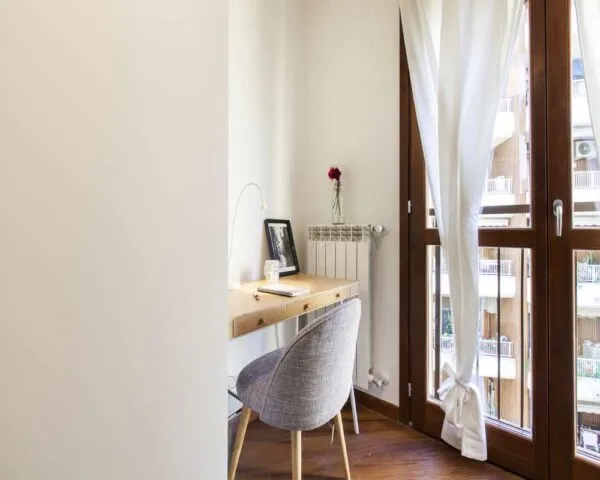 Stanza Milano