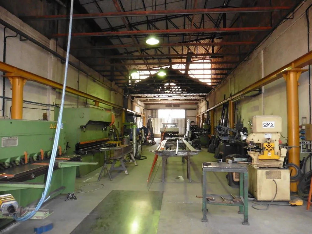 Immagine per Industriale in vendita a Capannori via Stradone Di Camigliano