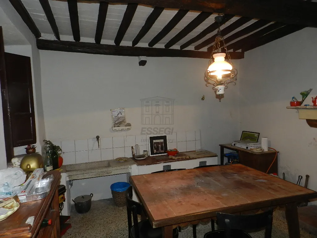 Immagine per Casale in vendita a Lucca via Per Chiatri