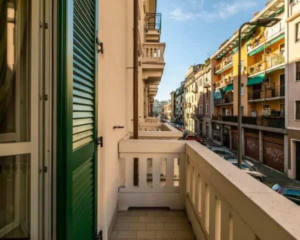 Stanza Milano