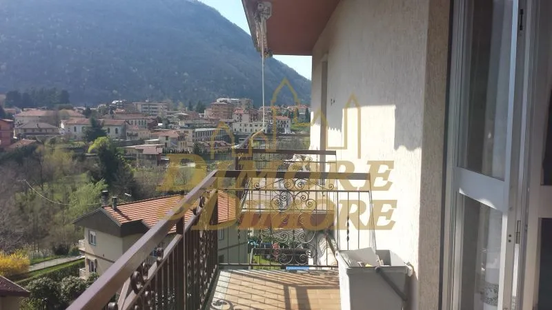 Immagine per Villa bifamiliare in vendita a Verbania corso Italia 2