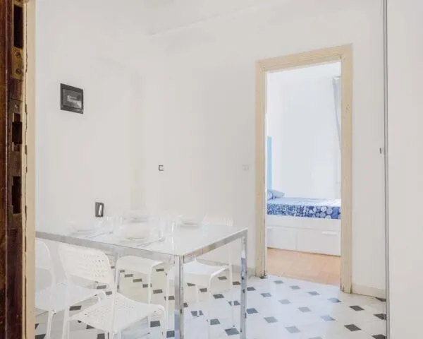 Stanza Milano