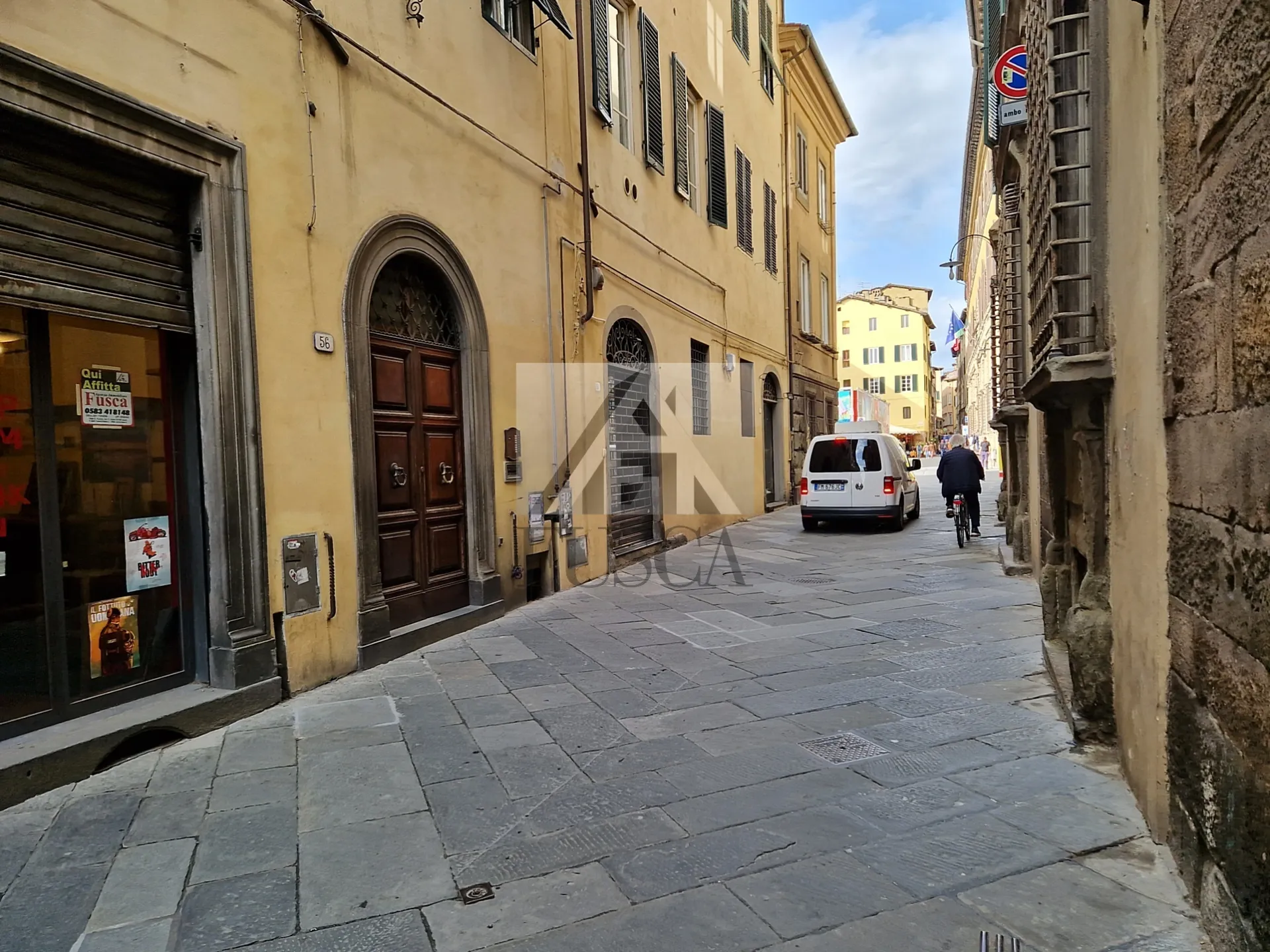 Immagine per Capannone in affitto a Lucca via Santa Croce