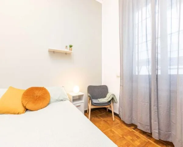 Stanza Milano