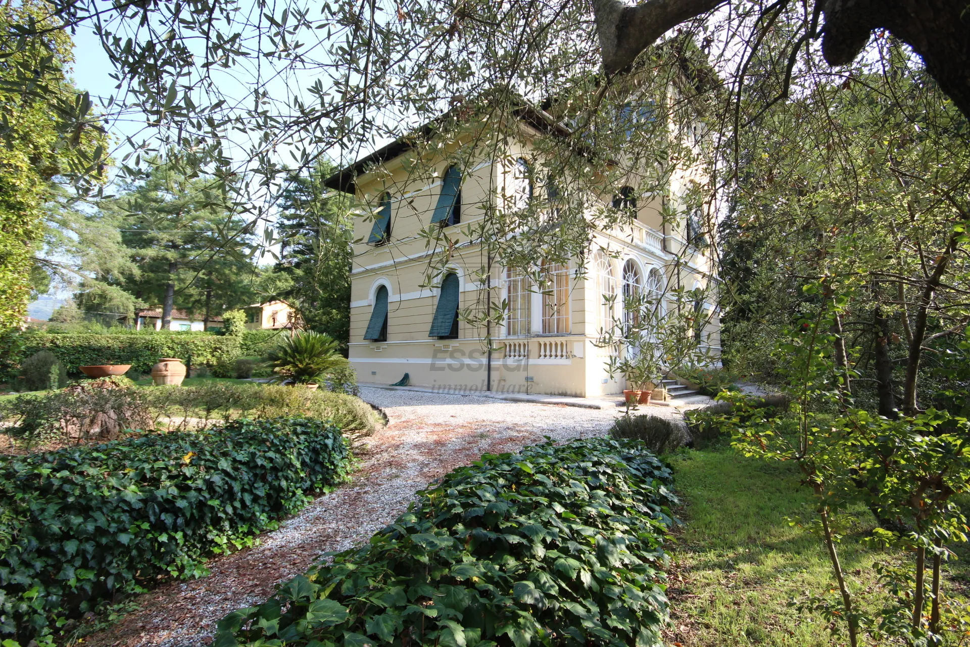 Immagine per Villa in vendita a Lucca via Sarzanese 1028