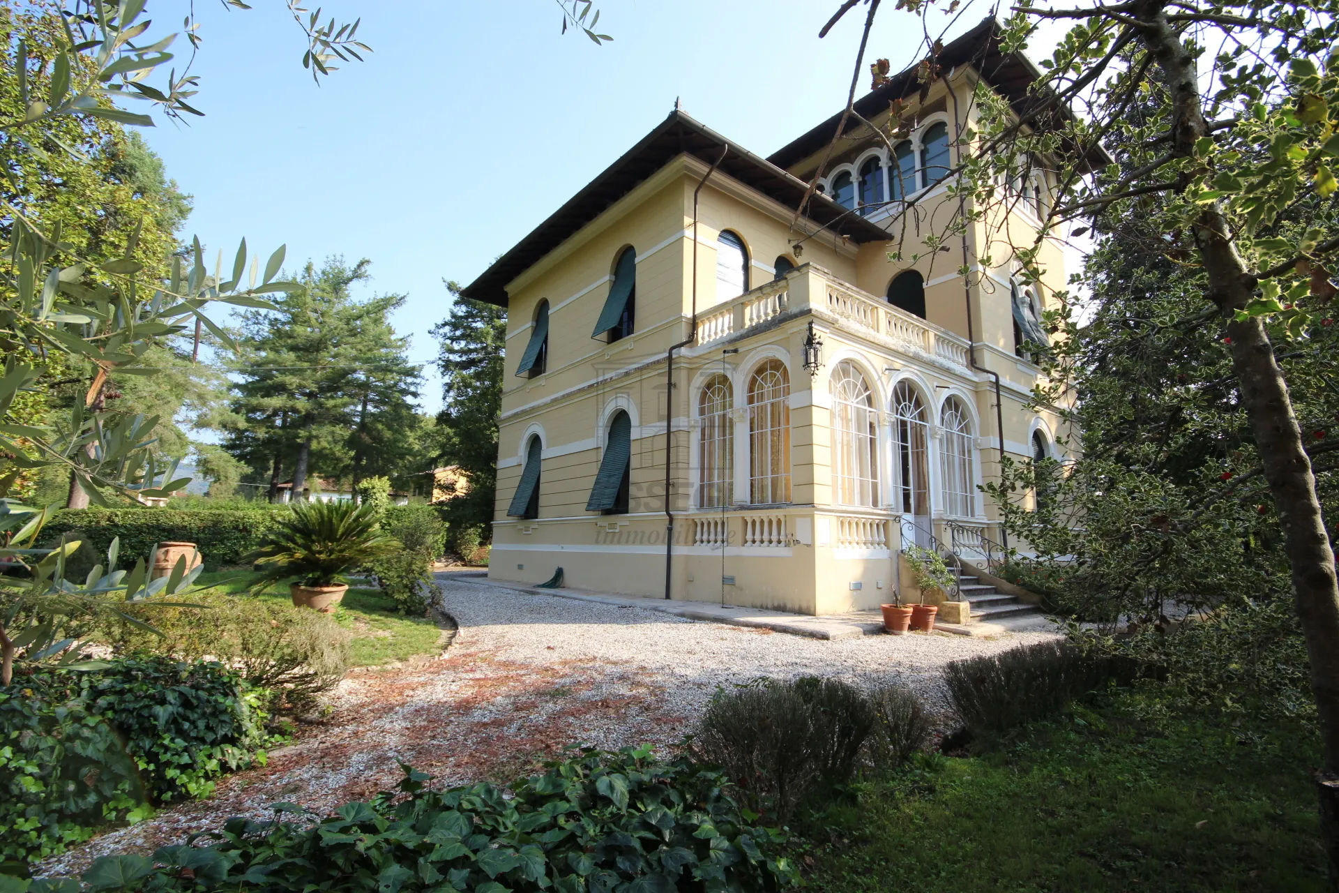 Immagine per Villa in vendita a Lucca via Sarzanese 1028
