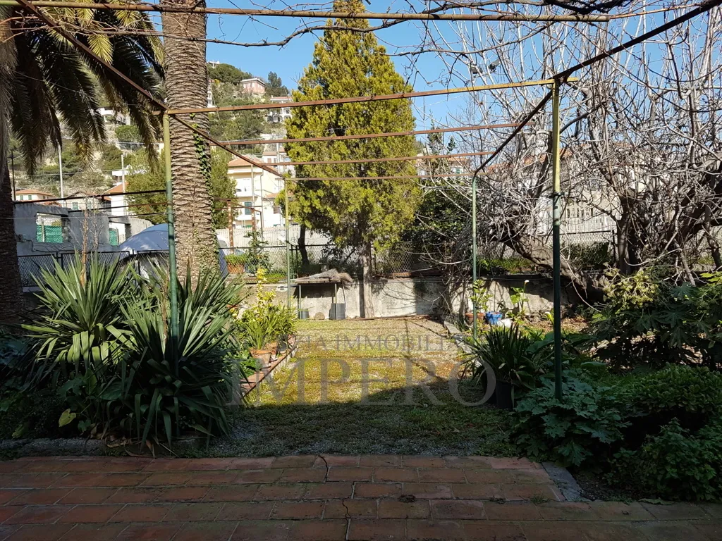 Immagine per Villa in vendita a Ventimiglia via Basso 1
