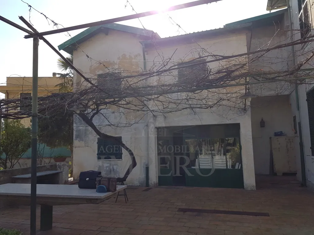 Immagine per Villa in vendita a Ventimiglia via Basso 1