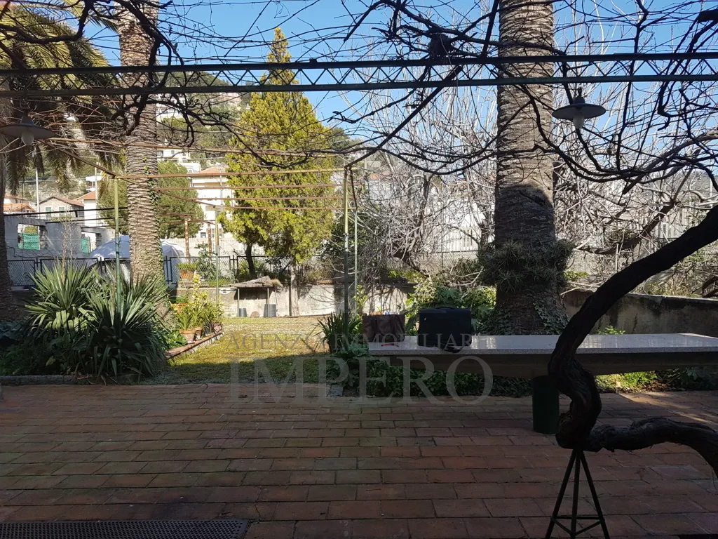Immagine per Villa in vendita a Ventimiglia via Basso 1