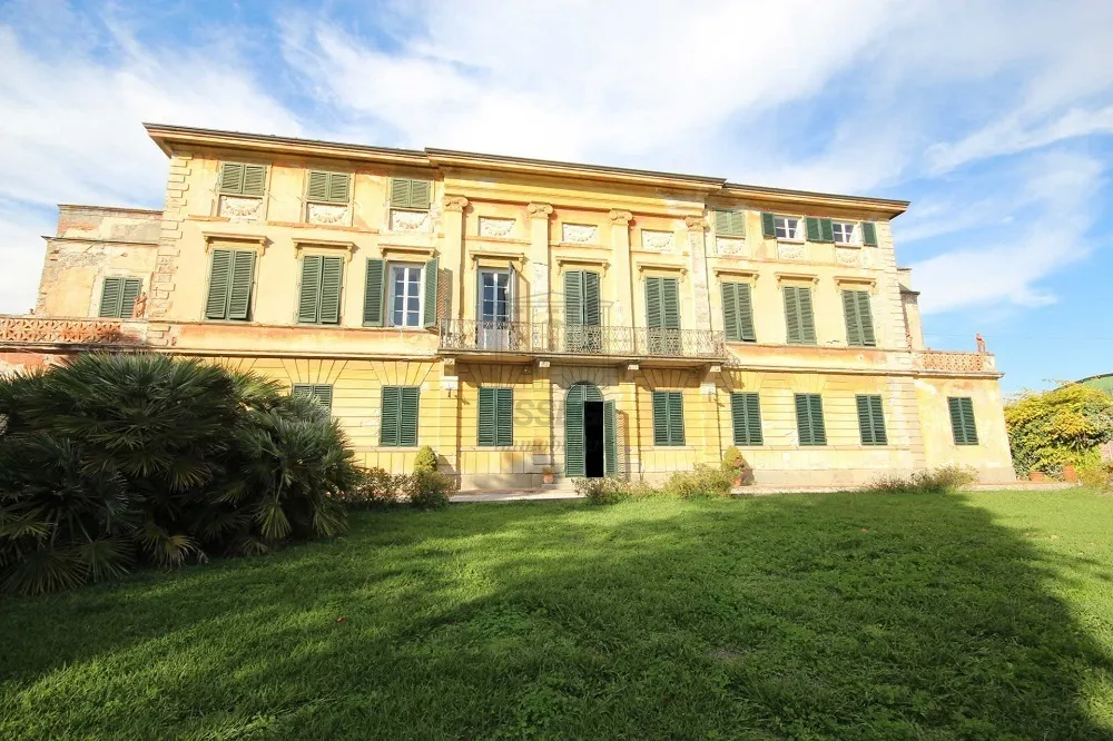 Immagine per Villa in vendita a Capannori via Carrara 27