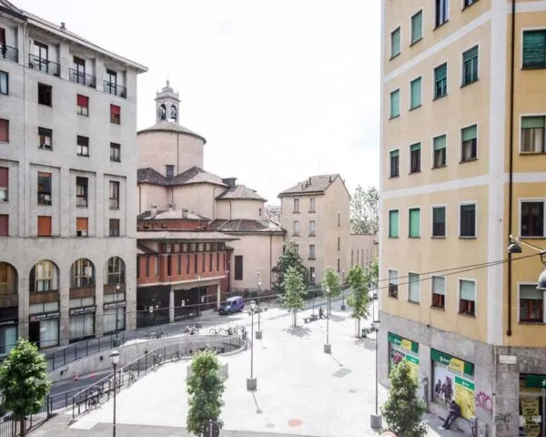 Stanza Milano