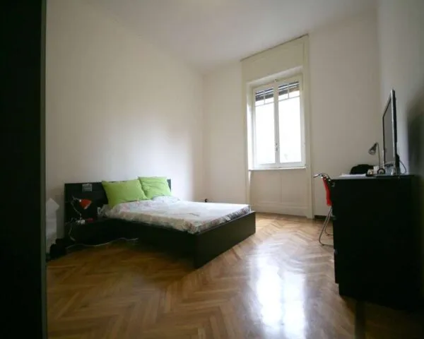 Stanza Milano