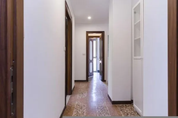 Stanza Bologna