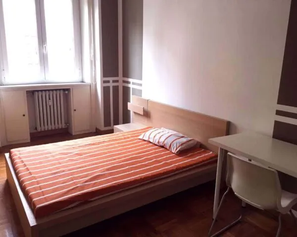 Stanza Milano