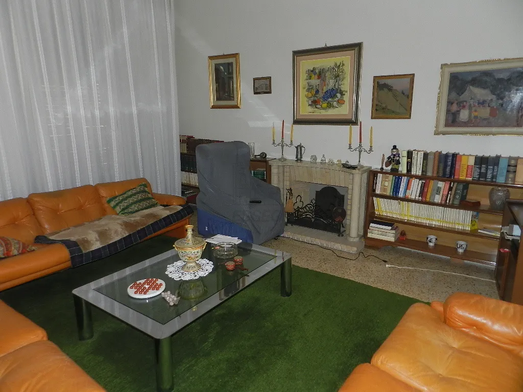 Immagine per Villa in vendita a Lucca via Di Vinchiana 342