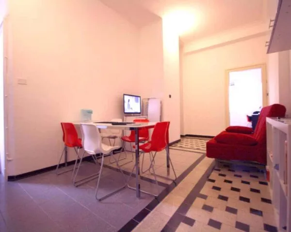 Stanza Milano