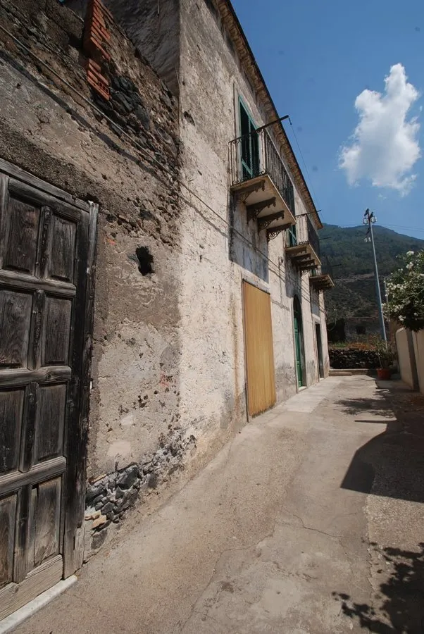 Immagine per Casa Indipendente in vendita a Leni via San Giuseppe 30