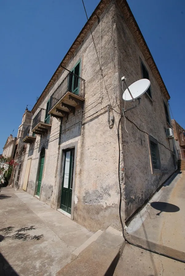 Immagine per Casa Indipendente in vendita a Leni via San Giuseppe 30
