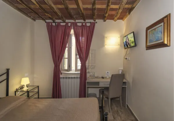 Casale via Per Vorno 28, Capannori