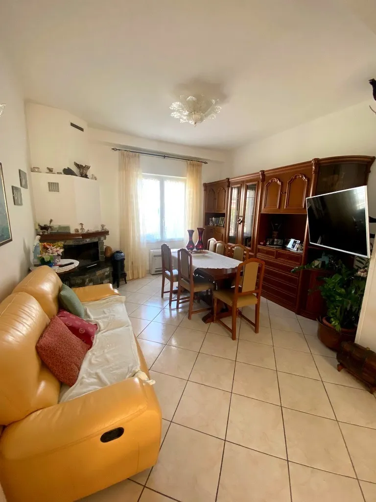 Immagine per Villa trifamiliare in vendita a Taggia via Castelletti