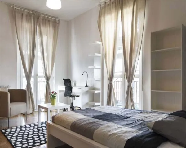 Stanza Milano