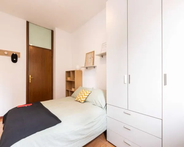 Stanza Milano
