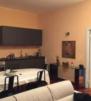 Stanza Milano