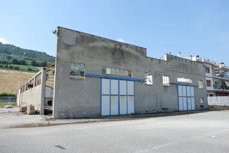 Immagine per Industriale in vendita a Colonnella via Contrada San Giovanni Di Colonnella