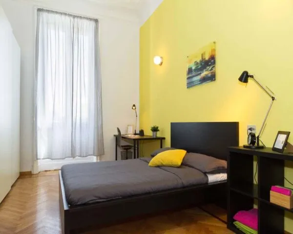 Stanza Milano