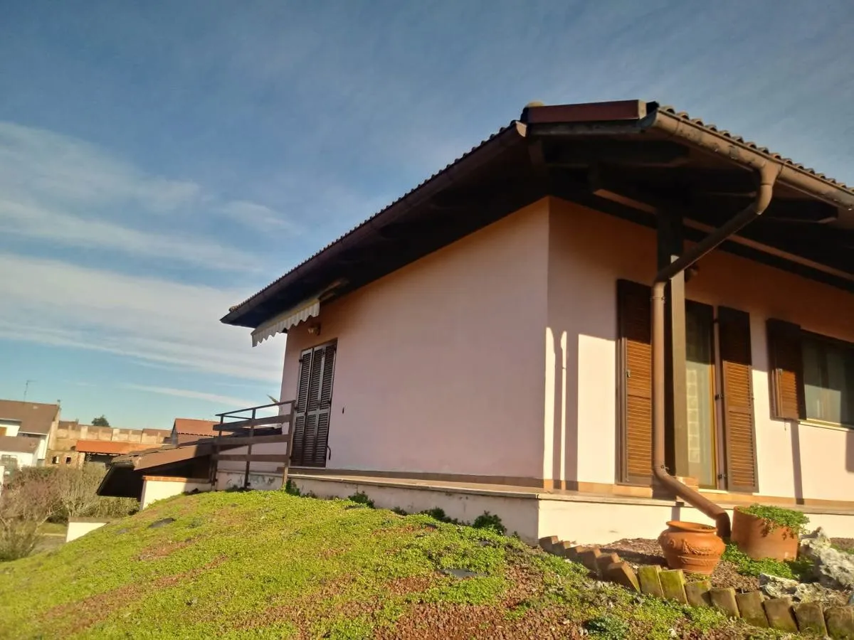 Immagine per Villa in vendita a Villata piazza Dardano 24a