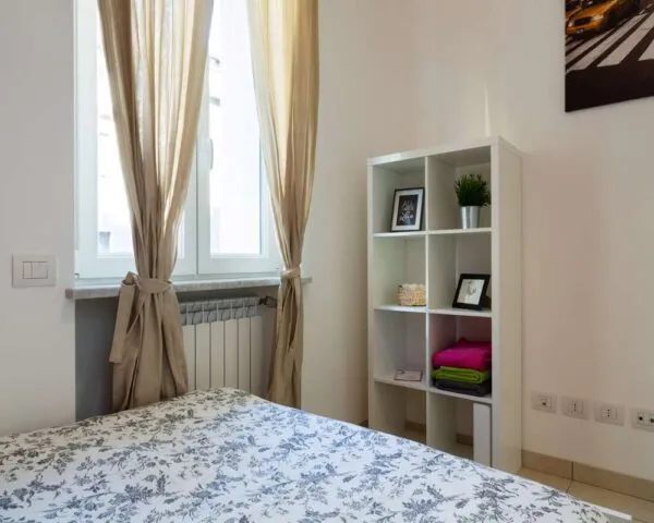 Stanza Milano