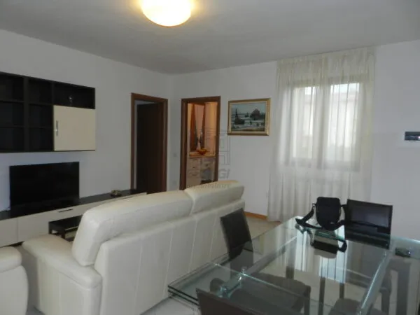 Appartamento via Di Tempagnano 546, Lucca