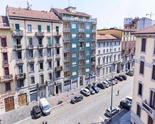 Stanza Milano