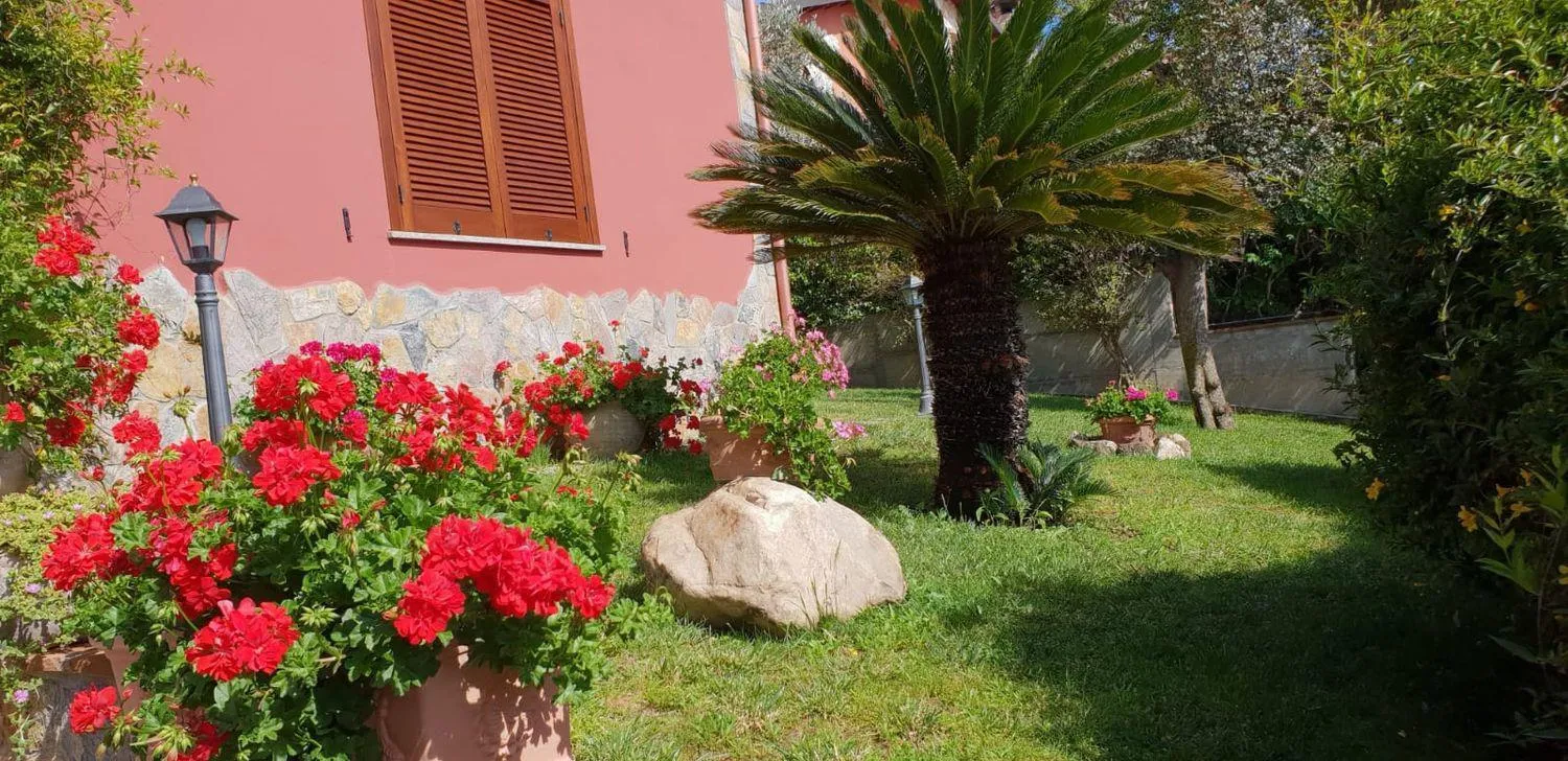 Immagine per Villa in vendita a Santadi via Abruzzo