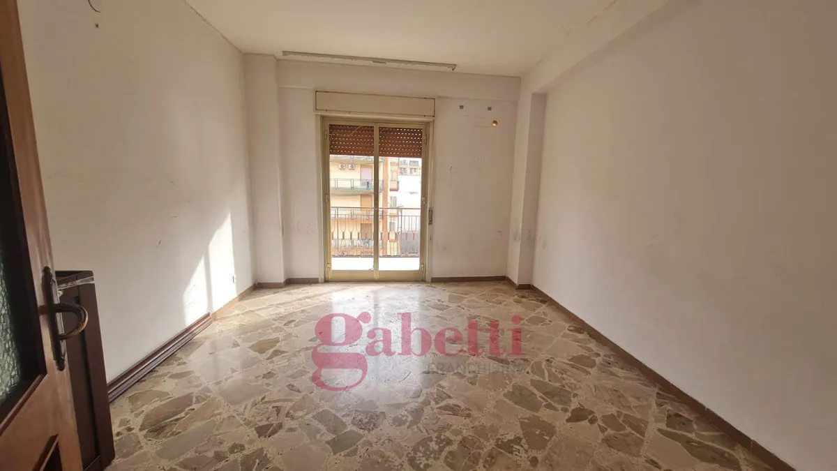 Immagine per Appartamento in vendita a Palermo via Largo Enrico Perri