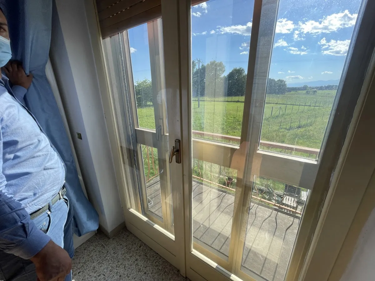 Immagine per Villa bifamiliare in vendita a Oleggio via Monte Bianco 15